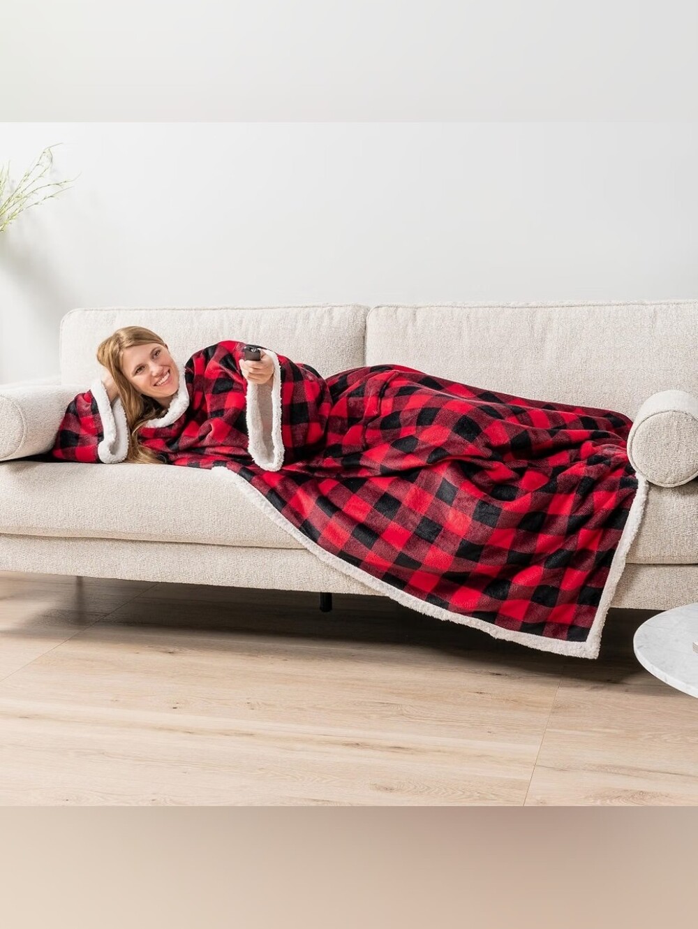 Pavilia Luxurious Plush Tv Blanket With Sleeves